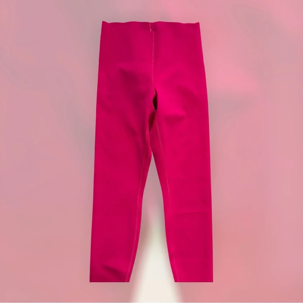 NWT. Lululemon Glow Up Super-High-Rise
Tight 25"
Passionate - Picture 7 of 8